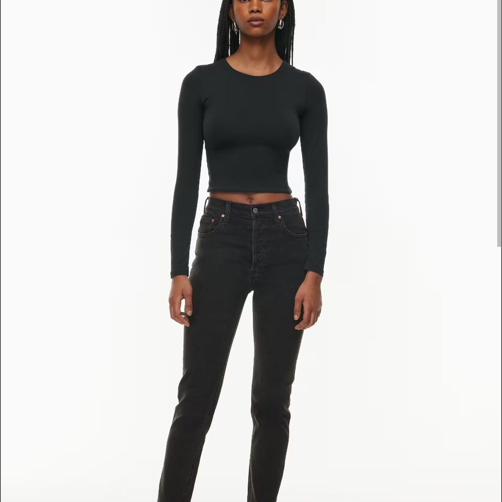 Aritzia Denim Forum Yoko Highrise Slim